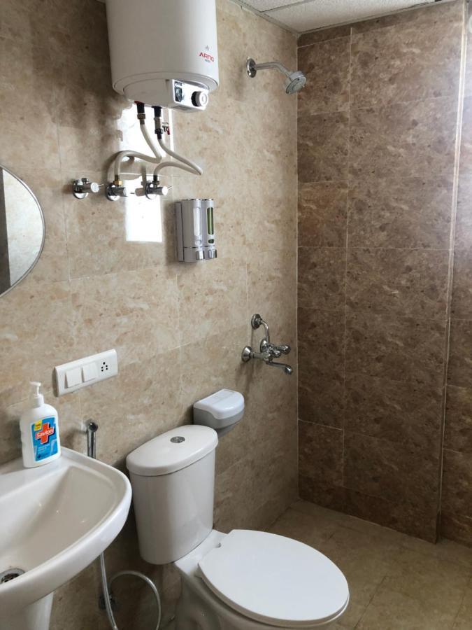 Appartement Downtown Delight à Lucknow Extérieur photo